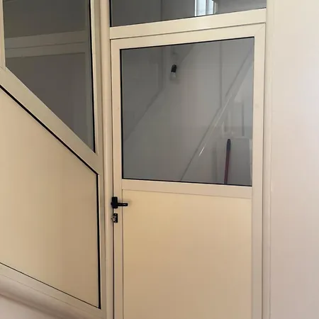Jordi Shtepi Private Lägenhet Vlorë